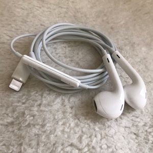 Brand new Apple EarPods with Lightening Connector